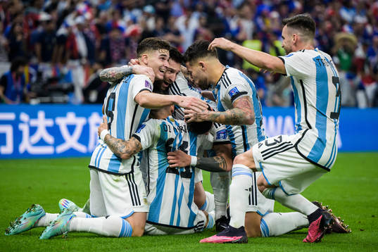 Julian Alvarez, Lionel Messi, Angel de Maria, Enzo