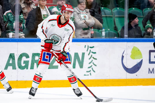 Frölundas Petteri Lindbohm värmer upp