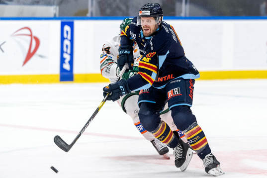 Djurgårdens Cameron Schilling