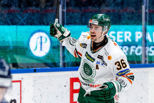 Kristianstads Filip Karlsson jublar