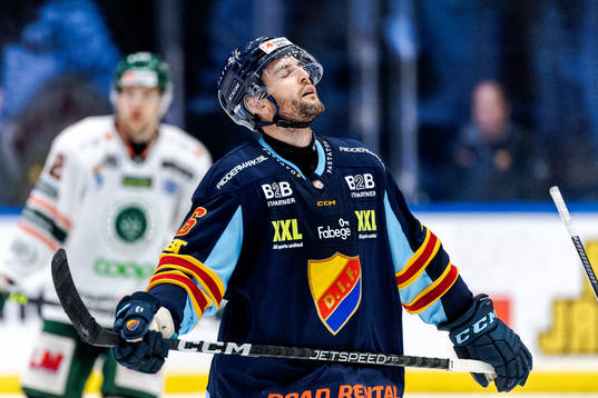 Djurgårdens Stefan Elliott deppar