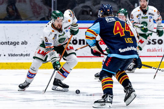 Kristianstads Robin Carlsson och Djurgårdens Olle Liss