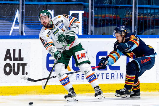 Kristianstads Rikard Olsen och Djurgårdens Tim Söderlund