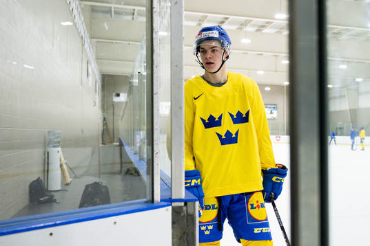 Oskar Pettersson of Sweden