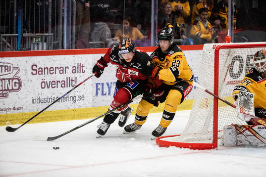 Örebros Rihards Marenis och Luleås Jesper Sellgren