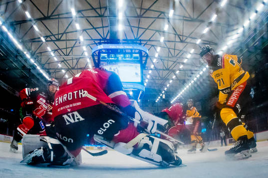 Örebros målvakt Jhonas Enroth