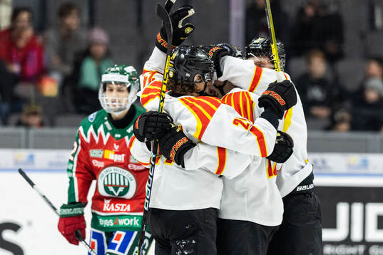 Brynäs Linus Lindblom jublar