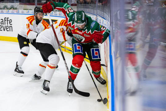 Brynäs Samuel Johannesson och Frölundas Mats Rosseli Olsen