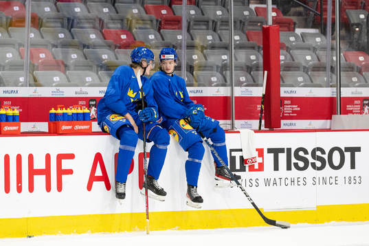 Milton Oscarson and Fabian Wagner of Sweden