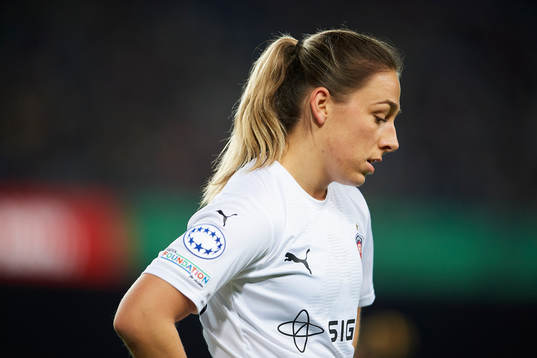 Gina Chmielinski of FC Rosengård looks dejected
