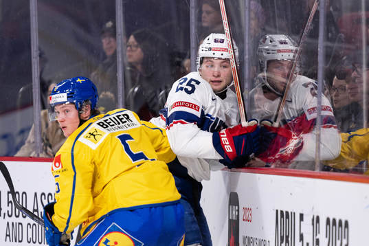 Victor Sjöholm of Sweden and Dylan Duke of USA