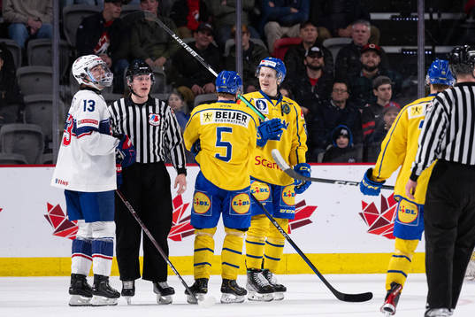 Victor Sjöholm and Adam Engström of Sweden
