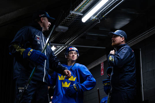 Pierre Johnsson, assistant coach , Noah Östlund and Gereon