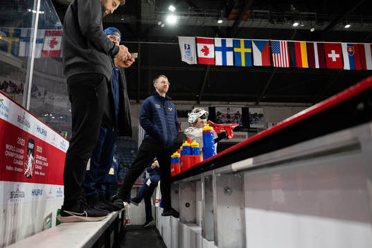 Axel Söderlund, Physiotherapist of Sweden