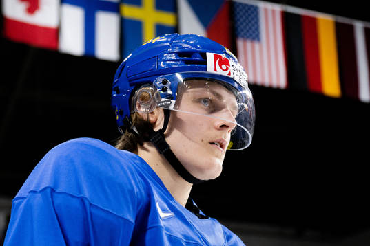 Milton Oscarson of Sweden
