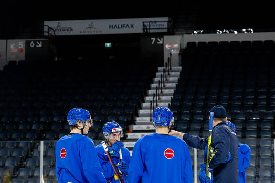 Liam Öhgren , Noah Östlund and Gereon Dahlgren, assistant