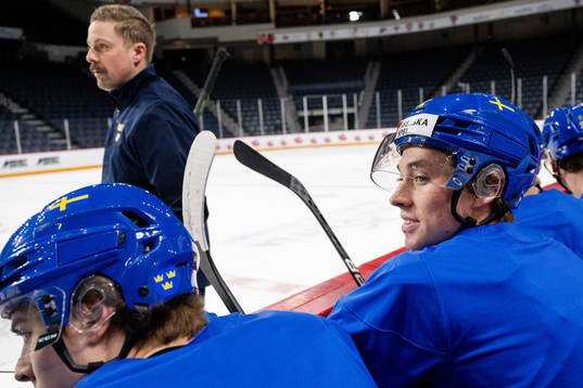Noah Östlund of Sweden
