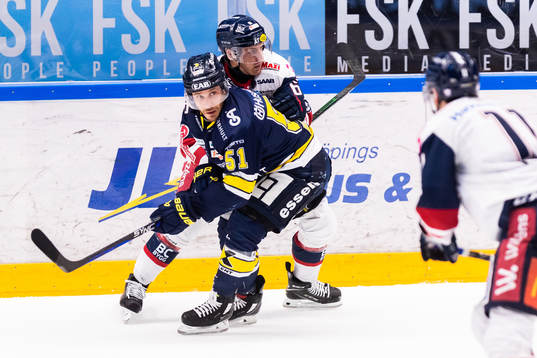 HV71s Andy Miele och Linköpings Markus Ljungh