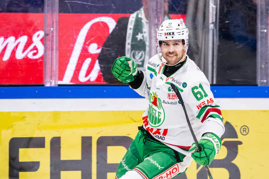 Rögles Ludvig Larsson jublar