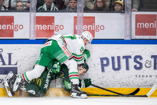 Rögles Vojtech Mozik och Färjestads Lucas Forsell