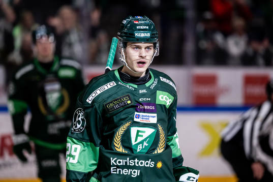 Färjestads Lucas Forsell jublar