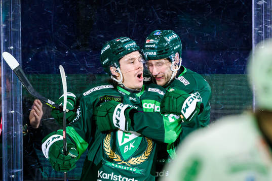 Färjestads Joakim Nygård och Per Åslund jublar