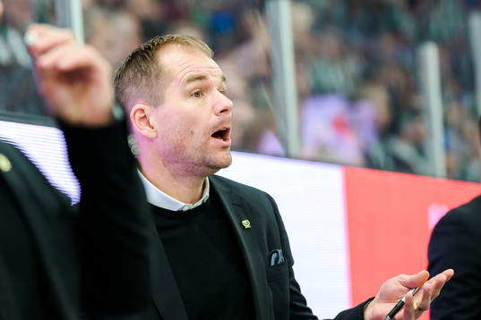 Färjestads huvudtränare Tomas Mitell