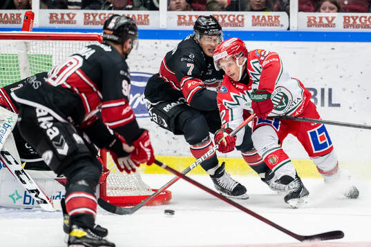 Malmö Redhawks Oliver Lauridsen och Frölundas Max Friberg