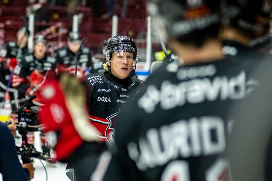 Malmö Redhawks Marcus Sylvegård jublar