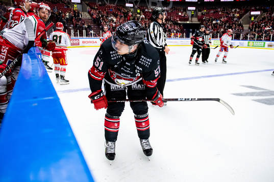Malmö Redhawks Emil Sylvegård  deppar