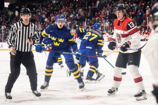 Milton Oscarson of Sweden