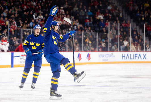 Simon Robertsson of Sweden celebrates the 4-0 goal