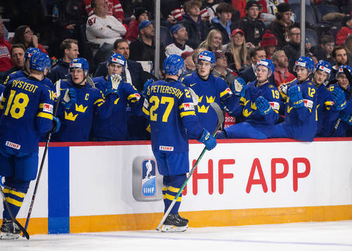Players of Sweden celebrate the 4-0 goal