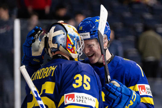 Bläddra bland fler bilder av 2023 IIHF World Junior Championship, Day 1, Sweden - Austria