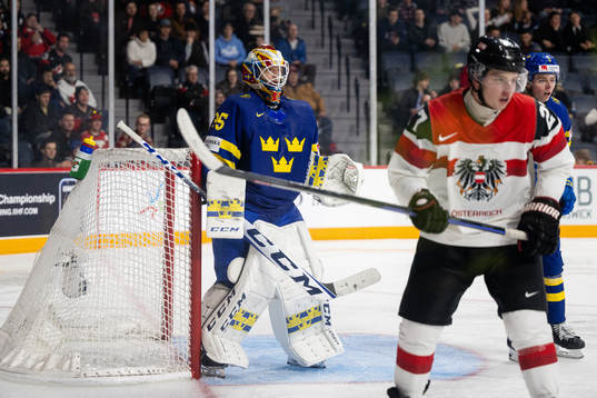 Goaltender Carl Lindbom of Sweden