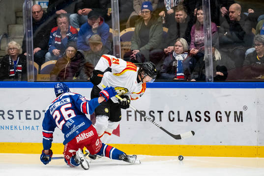 Oskarshamns Lukas Pilö och Brynäs Hannes Björninen
