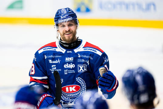 Oskarshamns Jiri Smejkal jublar