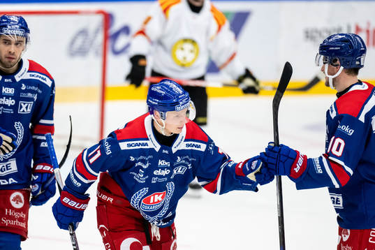 Oskarshamns Antti Suomela jublar
