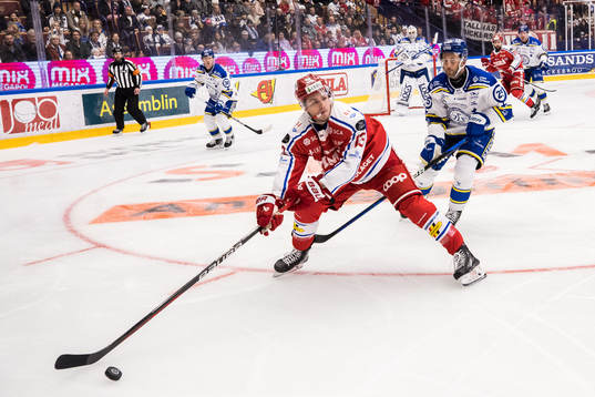 Timrås Nicholas Halloran och Leksands Carter Camper