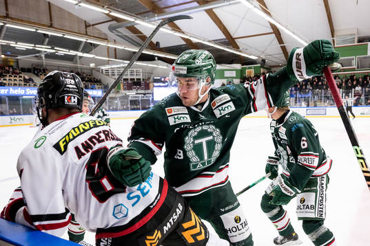 Vita Hästens Jimmy Andersson och Tingsryds Anton Gradin