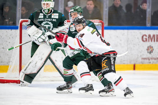 Tingsryds Daniel Öhrn och Vita Hästens Jimmy Andersson
