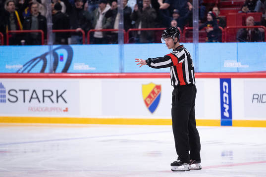 Domaren godkänner 4-2 målet