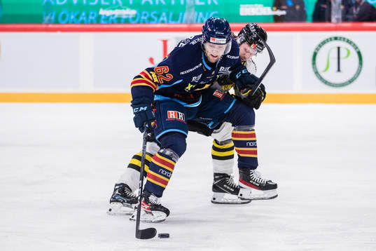 s Erik Flood