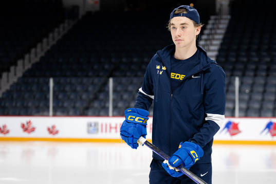 Bläddra bland fler bilder av 2023 IIHF World Junior Championship, Day 2, Sweden, Morning Skate