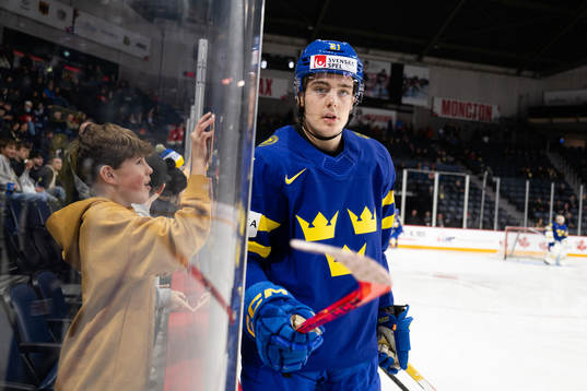Leo Carlsson of Sweden