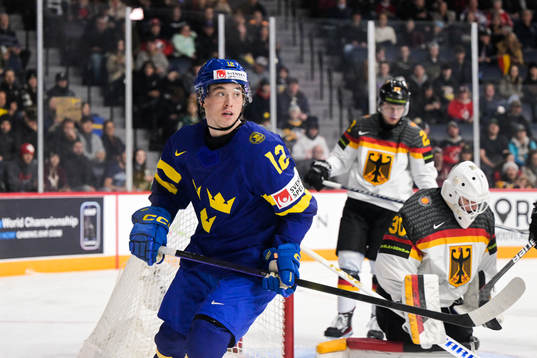 Noah Östlund of Sweden looks dejected