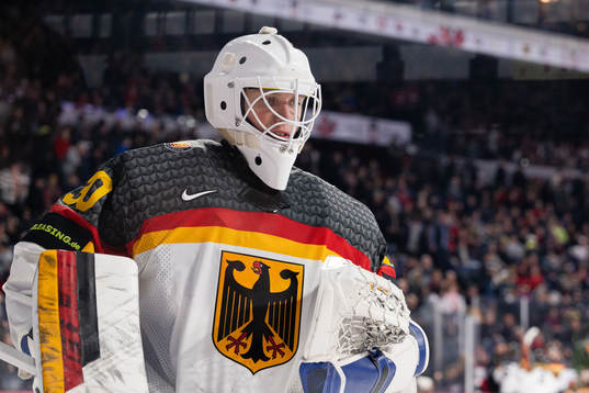 Goaltender Nikita Quapp of Germany