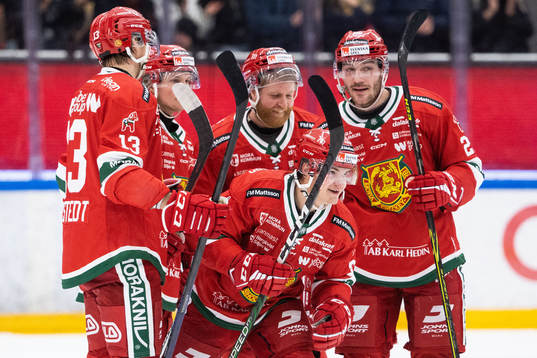 Moras Olle Strandell jublar