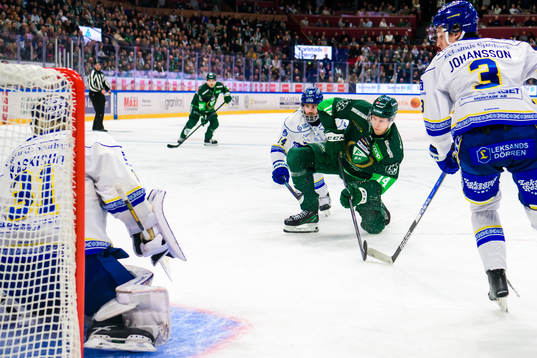 Leksands Oskar Lang och Färjestads Victor Ejdsell