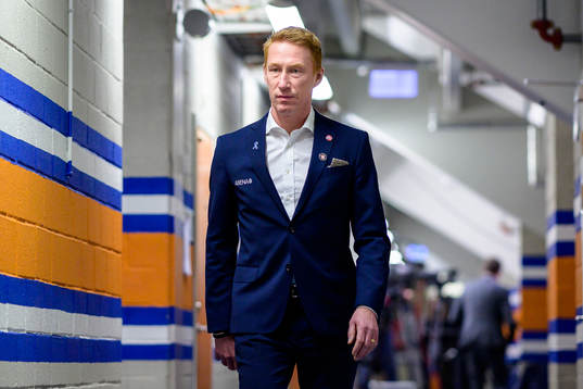 Växjö tränare Jörgen Jönsson före ishockeymatchen i